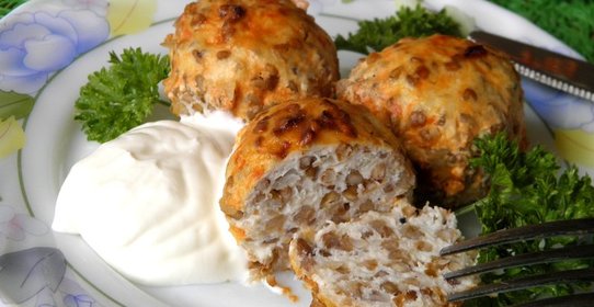 Тефтели с гречкой в духовке