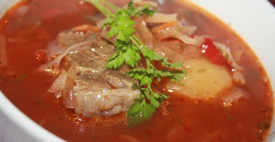 Вкуснейший борщ с мраморной говядиной