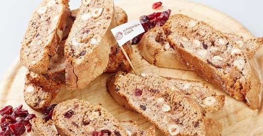 Печенье шоколадное Бискотти с клюквой