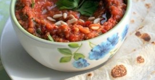 Дип Капоната из запеченных перцев и баклажана