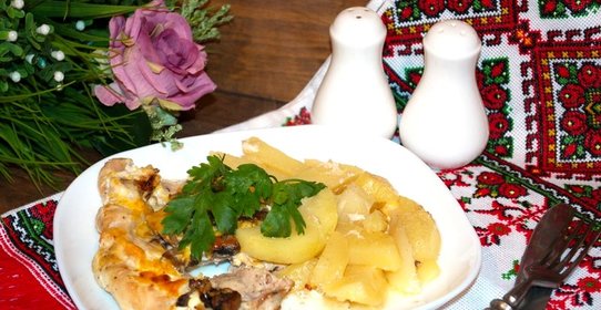 Мясо по-французски в духовке с картошкой