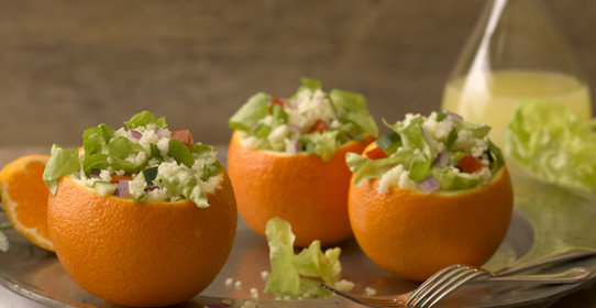 Капустный салат в апельсине