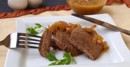 А-ля стейки из свинины с луковым соусом