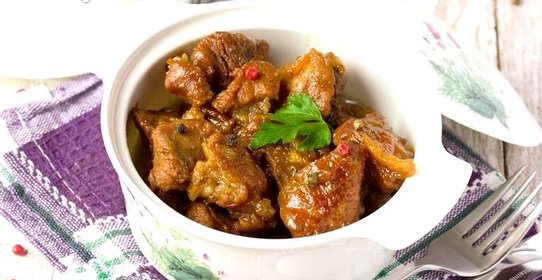 Свинина тушёная в медовом соусе