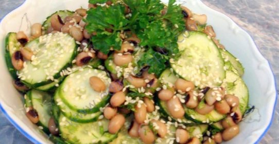 Салат в японском стиле