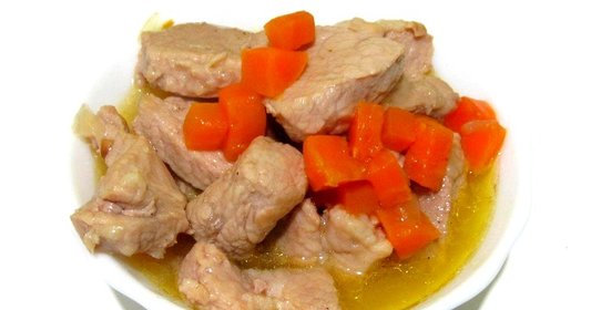 Свинина тушеная