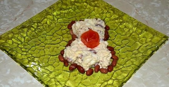 Салат Мишка с горбушей