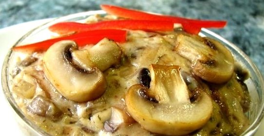 Свинина с шампиньонами