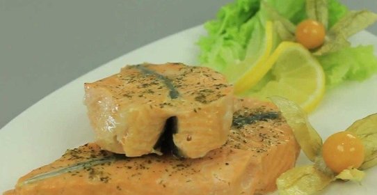 Горбуша на пару в мультиварке