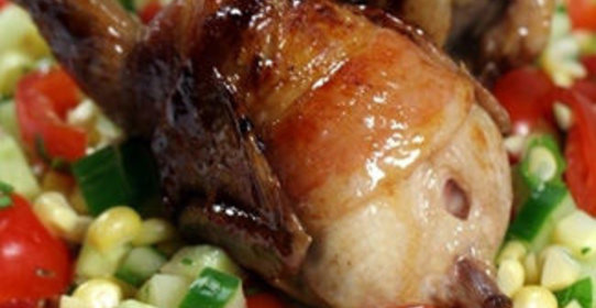 Перепелки в беконе с медовой глазурью