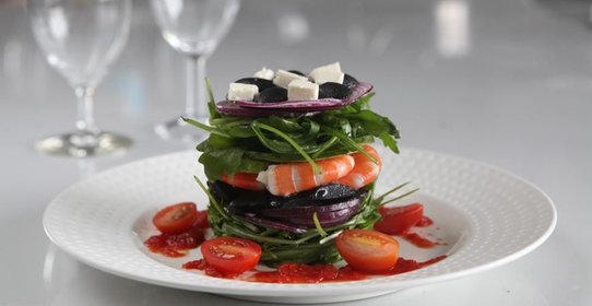 Салат рукола с креветками