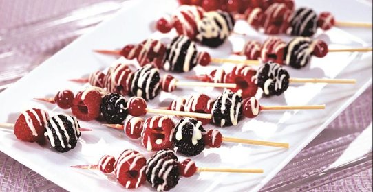 Ягоды в белом шоколаде