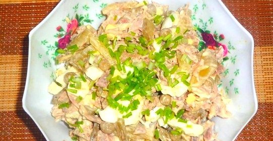 Салат из утки с соленым огурцом