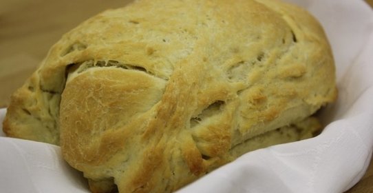 Cалат из помидор и шпината