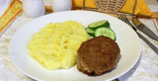 Постные котлеты из трески с гречневыми хлопьями