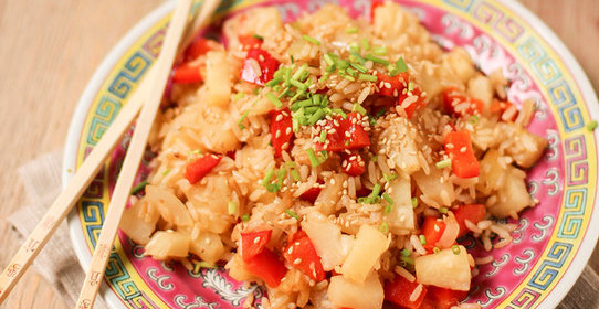 Рис с ананасом и сладким перцем