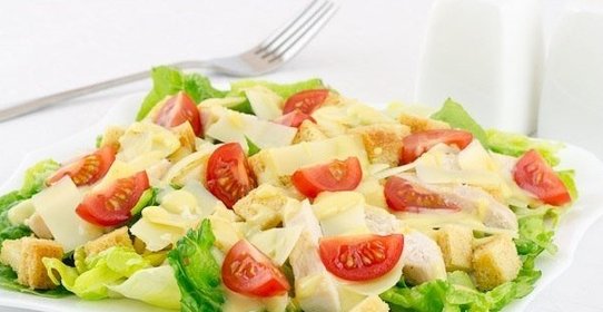 Салат Цезарь на скорую руку