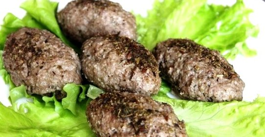 Зразы из говядины с сыром на пару