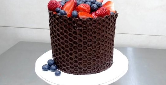 Торт Шоколадно-Ягодный