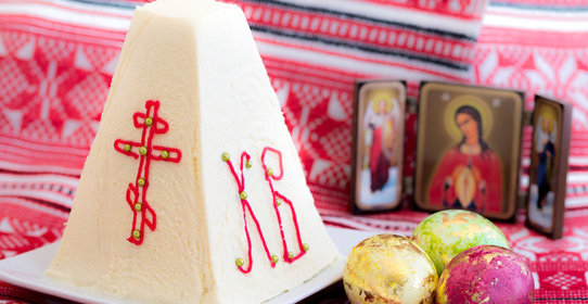 Царская творожная пасха с маковой начинкой