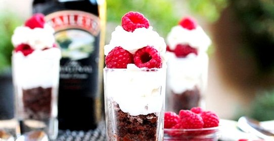 Десерт слоями в стакане