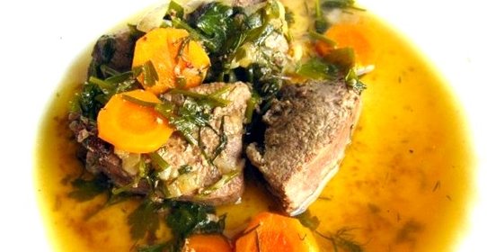 Тушеная печень с луком и морковью