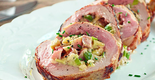 Свинина, фаршированная ревенем и сыром