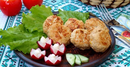Котлеты из индюшиного фарша с лимоном