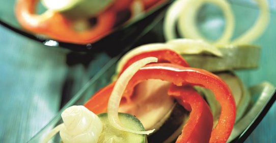 Салат Кабачки, маринованные со сладким перцем