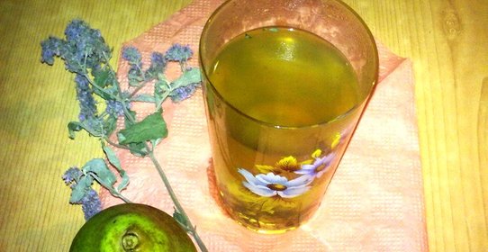 Компот из груш и мяты