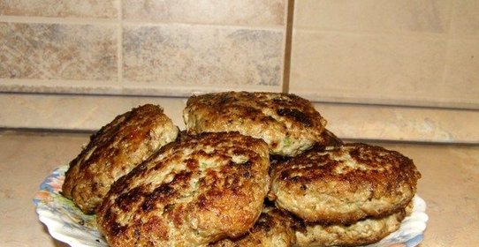 Котлеты из говядины с кабачками