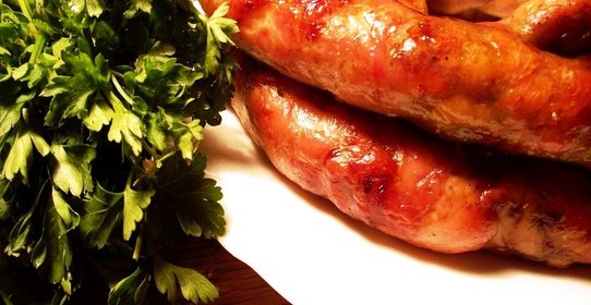 Домашняя колбаса из индейки в кишке