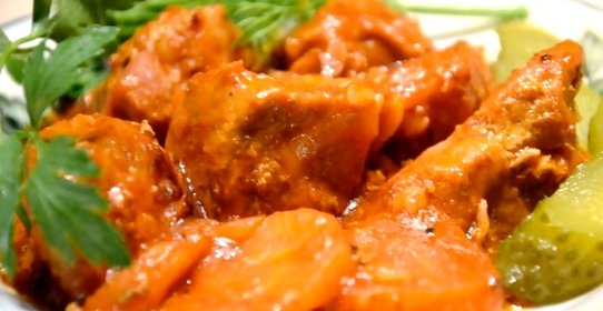 Свинина с помидорами в мультиварке