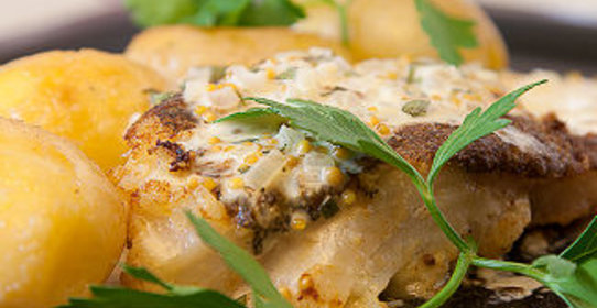 Треска в горчичной корочке с горчично-сливочным соусом