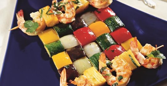 Шашлык с креветками и ананасом