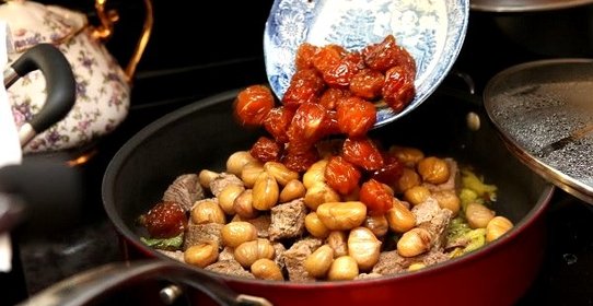 Каштаны с мясом