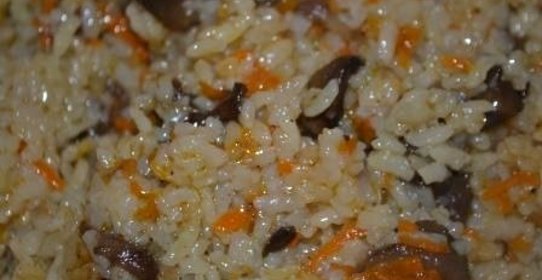 Плов с грибами