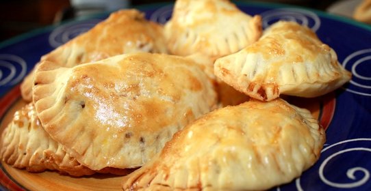 Пирожки с картошкой и ливерной колбасой