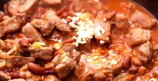 Свинина с фасолью