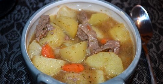 Жаркое из говядины в мультиварке