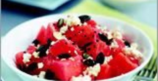 Салат из арбуза и феты