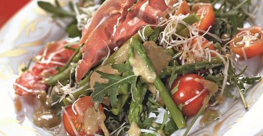 Салат с ветчиной