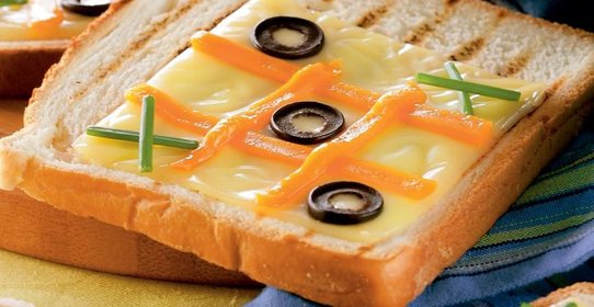 Тост «крестики-нолики»