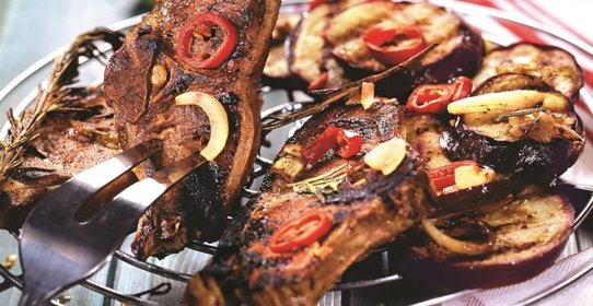 Баранина с баклажанами на гриле