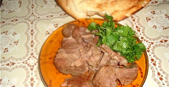 Баранина отварная по-армянски
