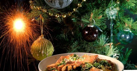 Вареное мясо с кисло-острым соусом