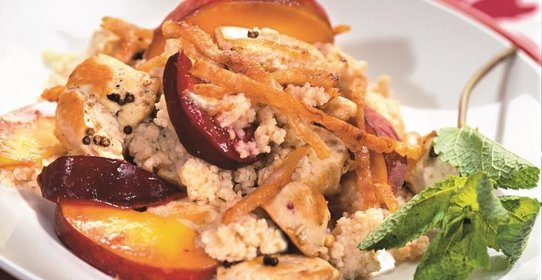 Куриные грудки с фруктовым кускусом