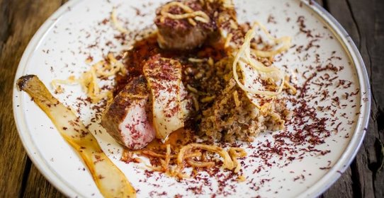 Молочная телятина с гречкой