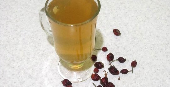 Витаминный напиток из шиповника