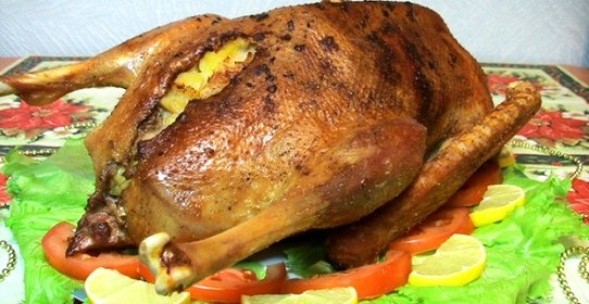 Гусь фаршированный